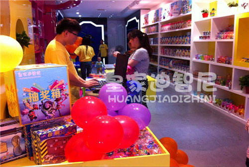 开个玩具店该怎么开始呢?