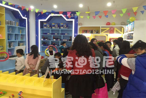 品牌玩具加盟店如何经营更赚钱?