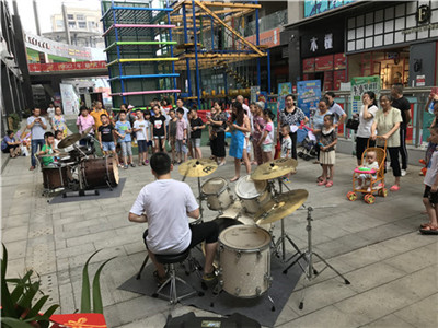 玩具加盟-开店经验-皇家迪智尼儿童玩具店加盟官网