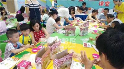 儿童玩具加盟 -开店经验-皇家迪智尼儿童玩具店加盟官网
