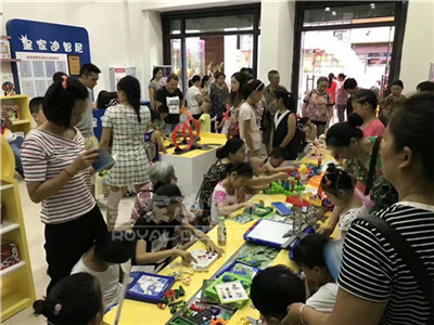 玩具店 - 品牌动态-皇家迪智尼儿童玩具店加盟官网