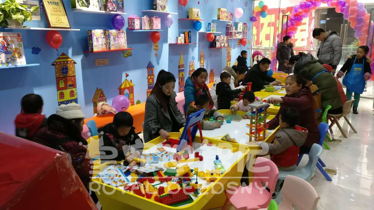 皇家迪智尼，玩具加盟店