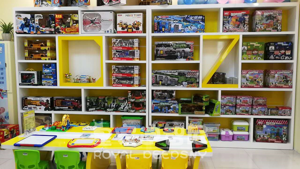 皇家迪智尼-玩具店经营