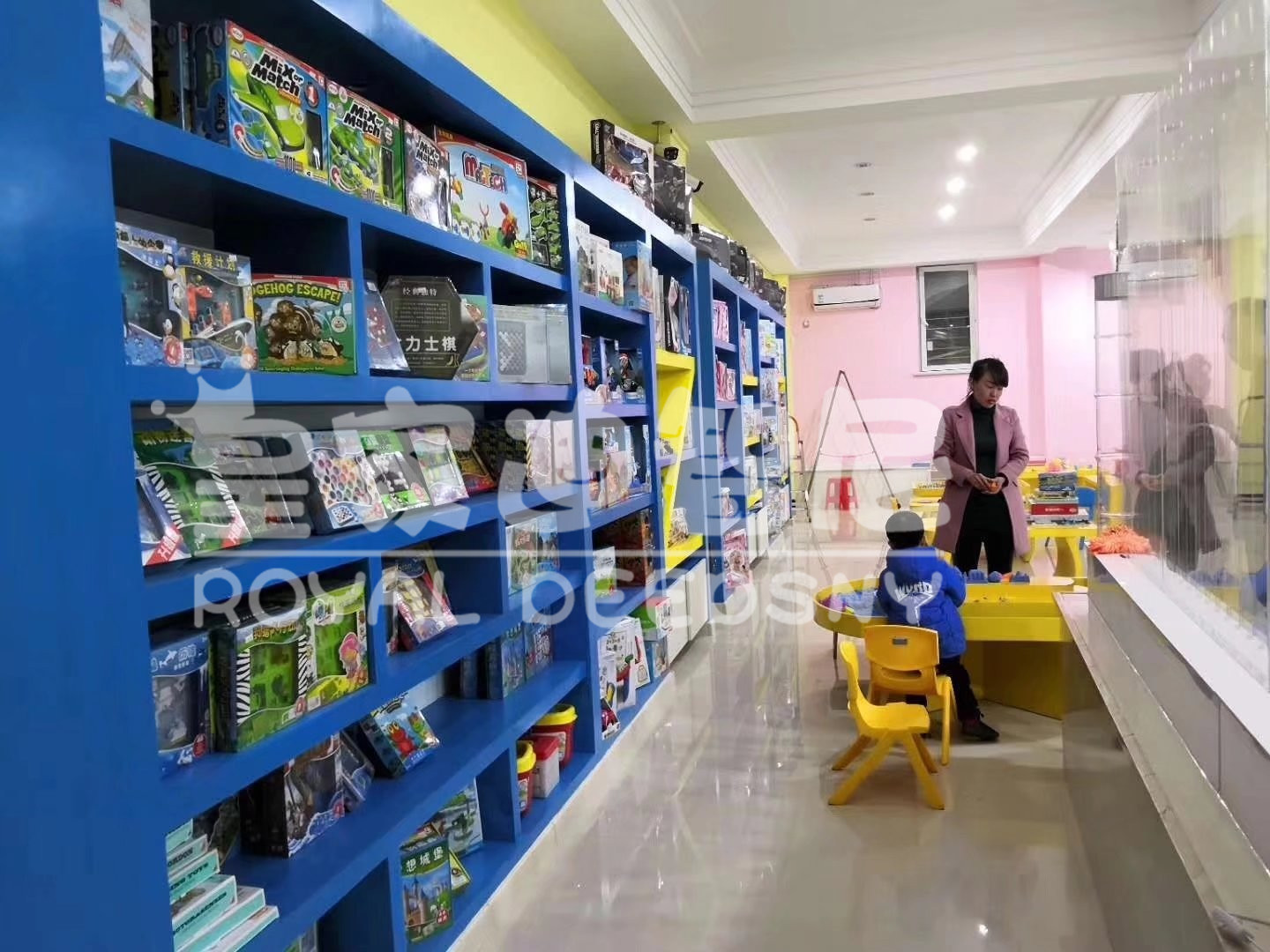 玩具加盟店可以利用品牌效益推广经营的技巧