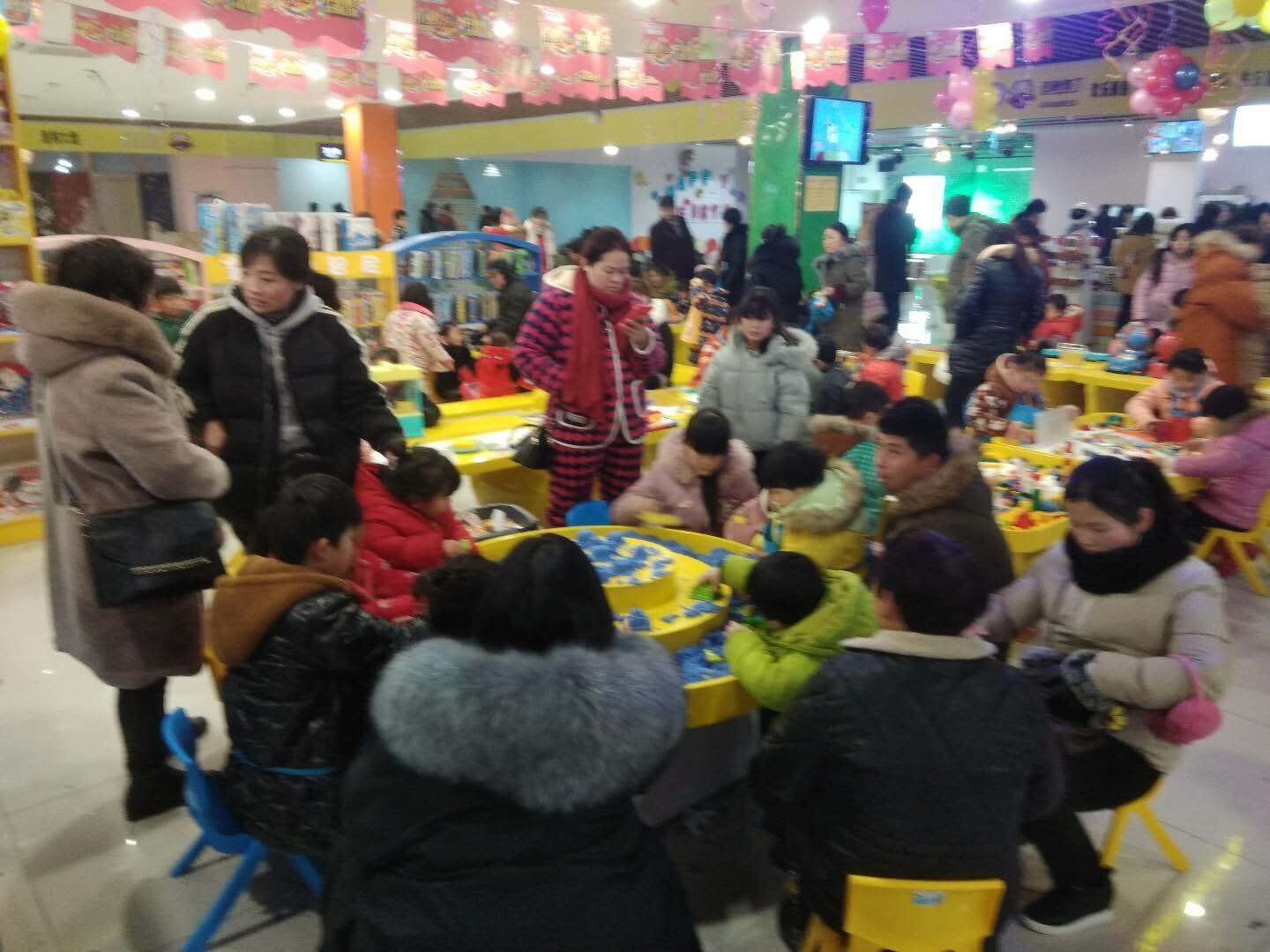 投资儿童玩具店加盟如何选址好
