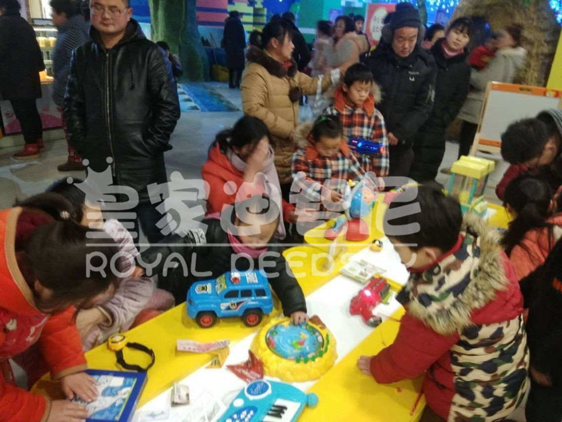 经营儿童玩具加盟店时选址要怎么分析客流？