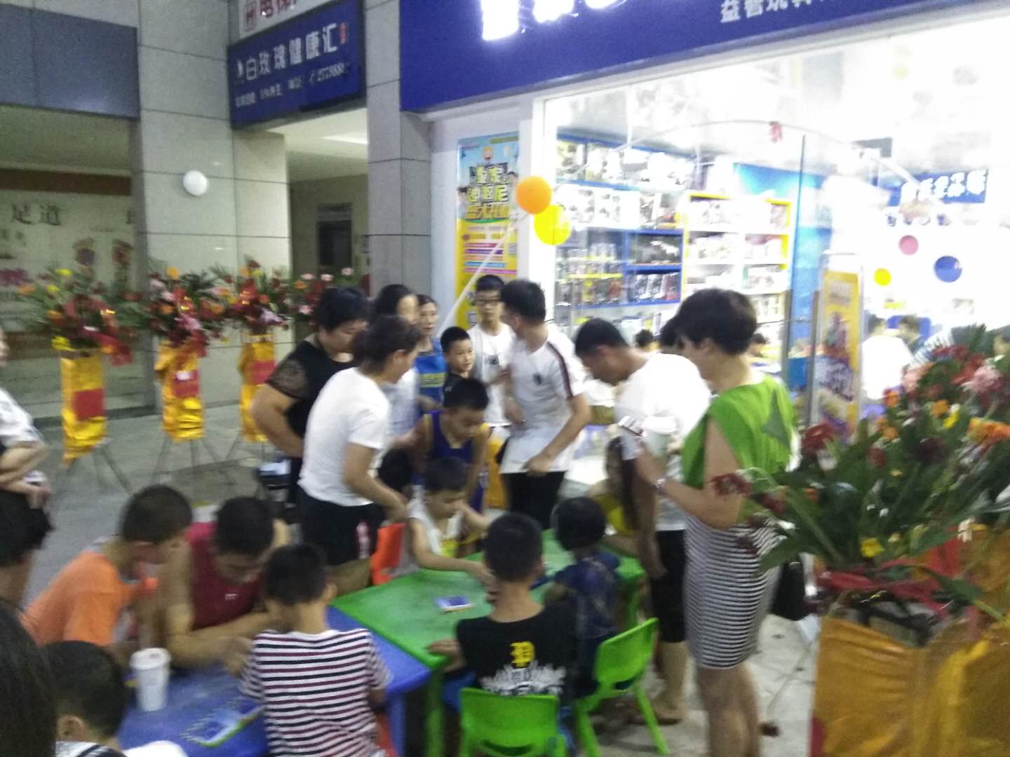  玩具店加盟怎么样经营生意才会更好？