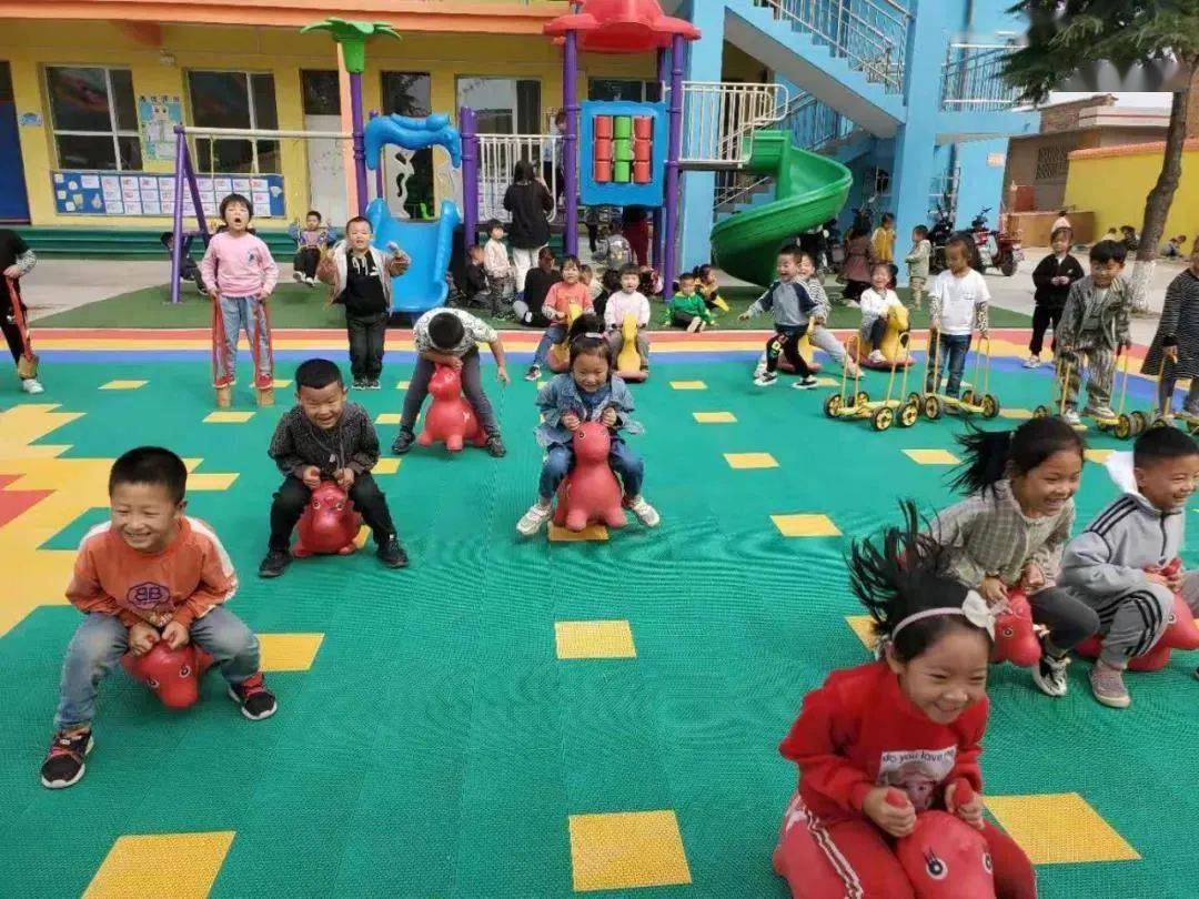 幼儿园老师强烈建议：天气热父母不要在让小公主穿裙子