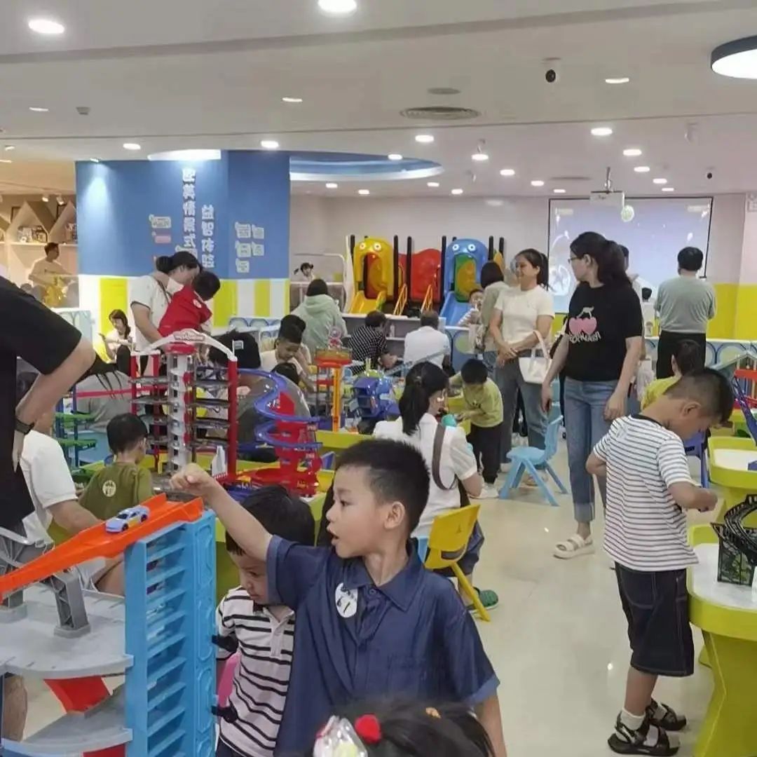 皇家迪智尼 I 实体店空窗期情况下，老板们该做点啥呢？